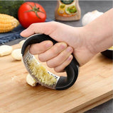 EASY GARLIC PRESS